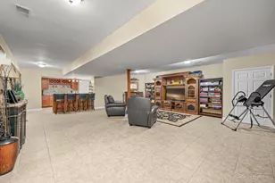 298 Cara Ln, Wood Dale, IL 60191 - Photo 37