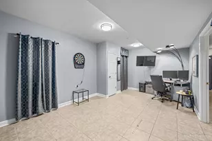 298 Cara Ln, Wood Dale, IL 60191 - Photo 43