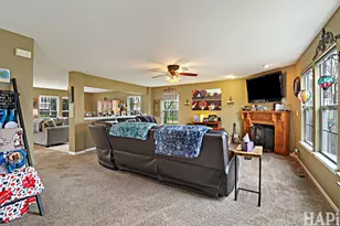 1909 Hemlock Dr, McHenry, IL 60050 - Photo 7