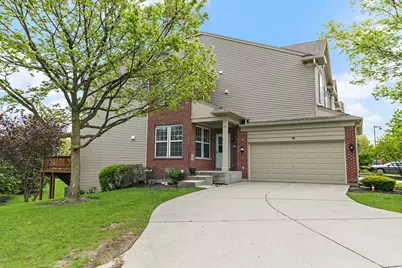 1566 Yellowstone Drive, Streamwood, IL 60107 - Photo 1