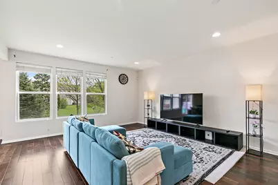 1566 Yellowstone Drive, Streamwood, IL 60107 - Photo 7