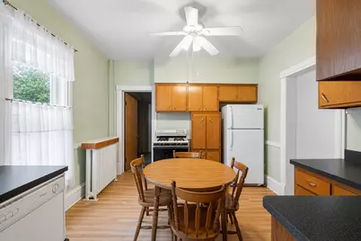 820 S Washington Street, Lockport, IL 60441 - Photo 11