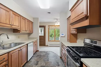 1005 Valley Lane, Lockport, IL 60441 - Photo 5