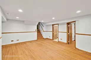 13714 Woodridge Ln, Orland Park, IL 60462 - Photo 25