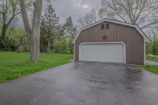 5536 Howard Ave, La Grange Highlands, IL 60525 - Photo 23