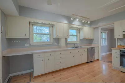 5536 Howard Avenue, La Grange Highlands, IL 60525 - Photo 19