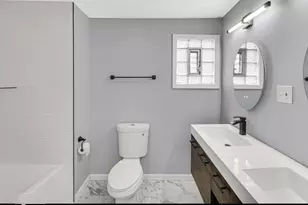 15343 8th Ave, Phoenix, IL 60426 - Photo 5