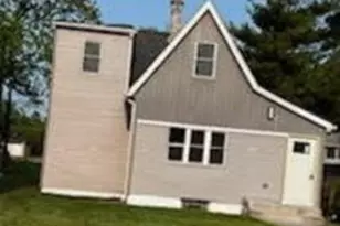 15343 8th Ave, Phoenix, IL 60426 - Photo 1