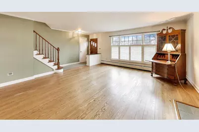 621 E Grove Street, Arlington Heights, IL 60005 - Photo 9