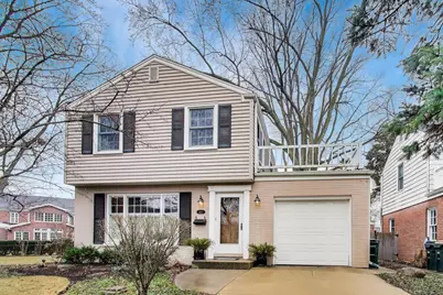 621 E Grove Street, Arlington Heights, IL 60005 - Photo 1
