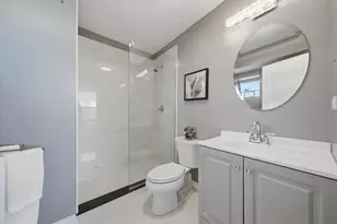 3600 N Lake Shore Dr, Chicago, IL 60613 - Photo 19