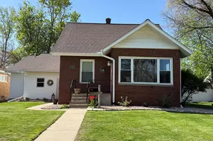 321 W South St, Dwight, IL 60420 - Photo 25