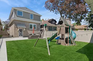 1915 Home Ave, Berwyn, IL 60402 - Photo 31