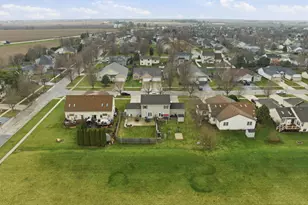 688 S Elizabeth St, Maple Park, IL 60151 - Photo 31