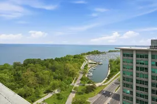 3600 N Lake Shore Dr, Chicago, IL 60613 - Photo 27