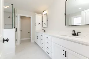 5008 Castlebar Dr, Bloomington, IL 61705 - Photo 21