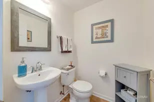 136 Morgan's Gate Dr, Wood Dale, IL 60191 - Photo 9