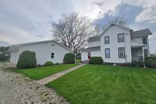 610 E Main St, Ashkum, IL 60911 - Photo 37