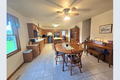 610 E Main Street, Ashkum, IL 60911 - Photo 15