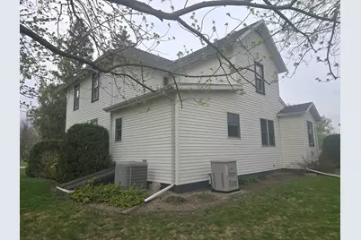 610 E Main Street, Ashkum, IL 60911 - Photo 33