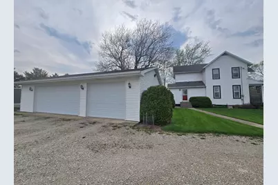 610 E Main Street, Ashkum, IL 60911 - Photo 3