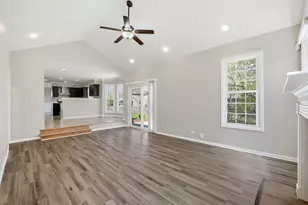 1347 Hunter Dr, Bartlett, IL 60103 - Photo 17