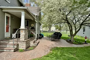110 SW 7th St, Galva, IL 61434 - Photo 7