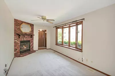324 W Harrison Road, Lombard, IL 60148 - Photo 3