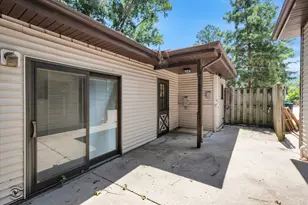 324 W Harrison Rd, Lombard, IL 60148 - Photo 23