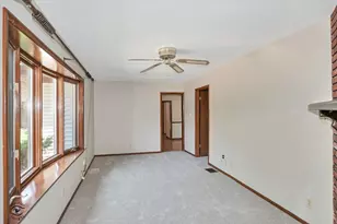 324 W Harrison Rd, Lombard, IL 60148 - Photo 5