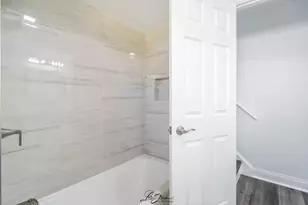 16813 89th Ave, Orland Hills, IL 60487 - Photo 17