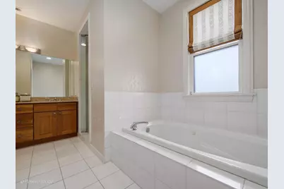 2664 N Hartland Court, Chicago, IL 60614 - Photo 23