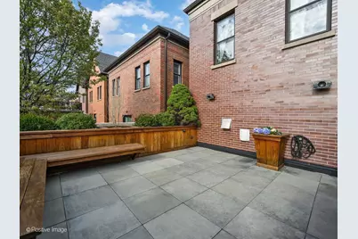 2664 N Hartland Court, Chicago, IL 60614 - Photo 33