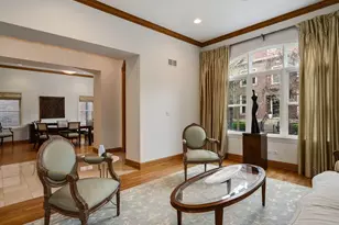 2664 N Hartland Ct, Chicago, IL 60614 - Photo 7