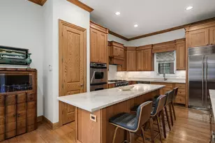2664 N Hartland Ct, Chicago, IL 60614 - Photo 11