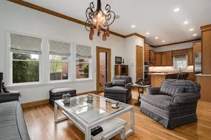 2664 N Hartland Ct, Chicago, IL 60614 - Photo 9