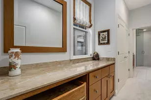 2664 N Hartland Ct, Chicago, IL 60614 - Photo 21