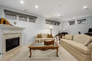 2664 N Hartland Ct, Chicago, IL 60614 - Photo 27