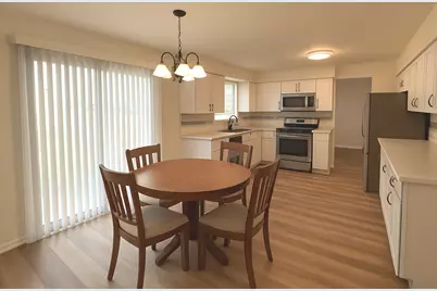 4900 Mary Court, Country Club Hills, IL 60478 - Photo 7
