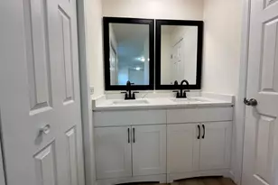4900 Mary Ct, Country Club Hills, IL 60478 - Photo 15