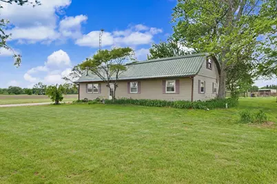1121 County Road 2250, Sidney, IL 61877 - Photo 3