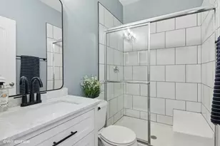 816 S Spring Rd, Elmhurst, IL 60126 - Photo 9