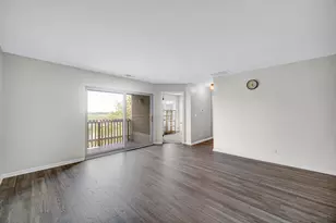 124 Glengarry Dr, Bloomingdale, IL 60108 - Photo 3