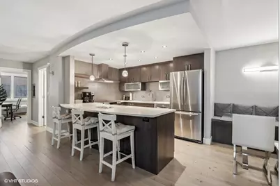 163 W Division Street, Chicago, IL 60610 - Photo 25
