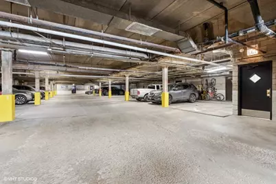 163 W Division Street, Chicago, IL 60610 - Photo 29
