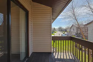 1332 Kingsbury Dr, Hanover Park, IL 60133 - Photo 25