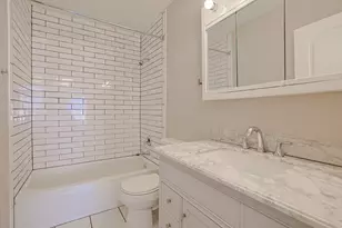 1332 Kingsbury Dr, Hanover Park, IL 60133 - Photo 23
