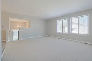 1332 Kingsbury Dr, Hanover Park, IL 60133 - Photo 15
