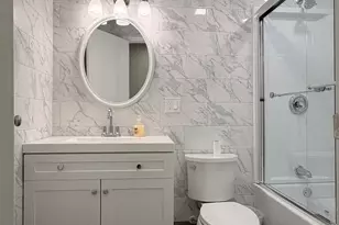 935 S Cedarcrest Dr, Schaumburg, IL 60193 - Photo 17