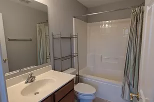 243 Colonial Dr, Vernon Hills, IL 60061 - Photo 69